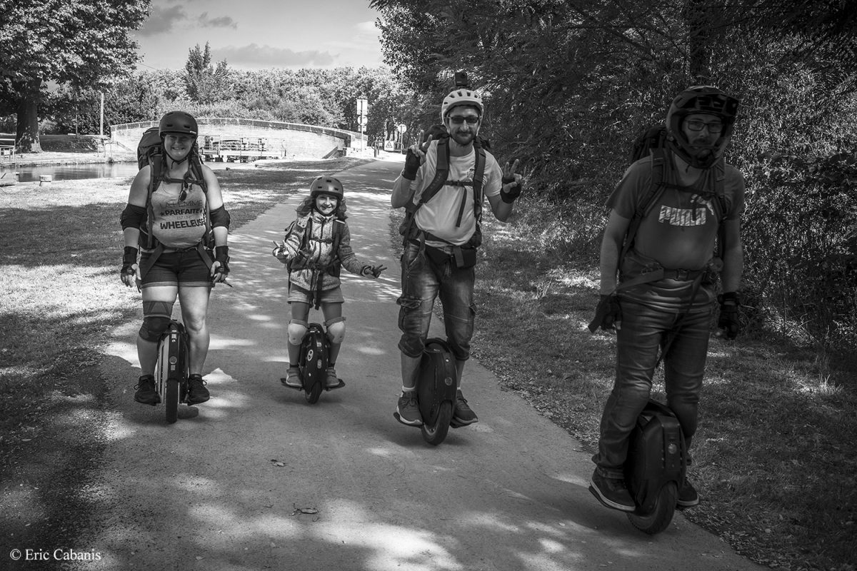 David, Stephanie, Léa et Alexis en gyro roue de Bordeaux à Sète , le 12 août près de l'écluse du Sanglier Eric Cabanis Photojournalist