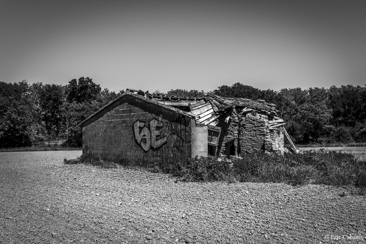 Bâtiment agricole abandonné près de Montesquieu-Lauragais, mai 2020