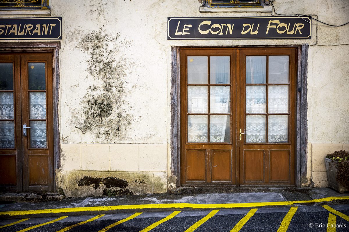 Ancien restaurant à Cenne-Monestiès, Aude, le 25 juin 2020 Eric Cabanis Photojournalist