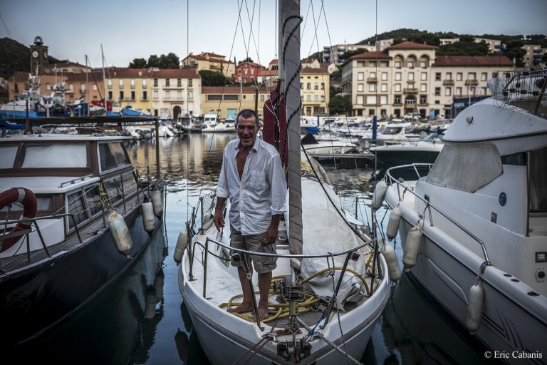 Arnaud on his boat where he has been living for 8 years on June 26, 2020 Eric cabanis Photojournalist