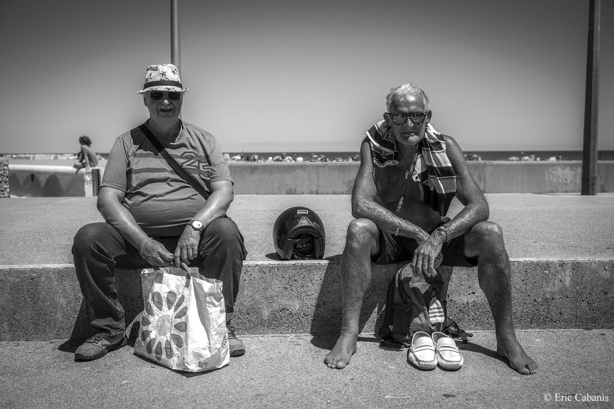 Hervé et Roger sur le front de mer à Narbonne-Plage le 5 juillet 2020 Hervé and Roger on the seafront in Narbonne-Plage on 5 July 2020