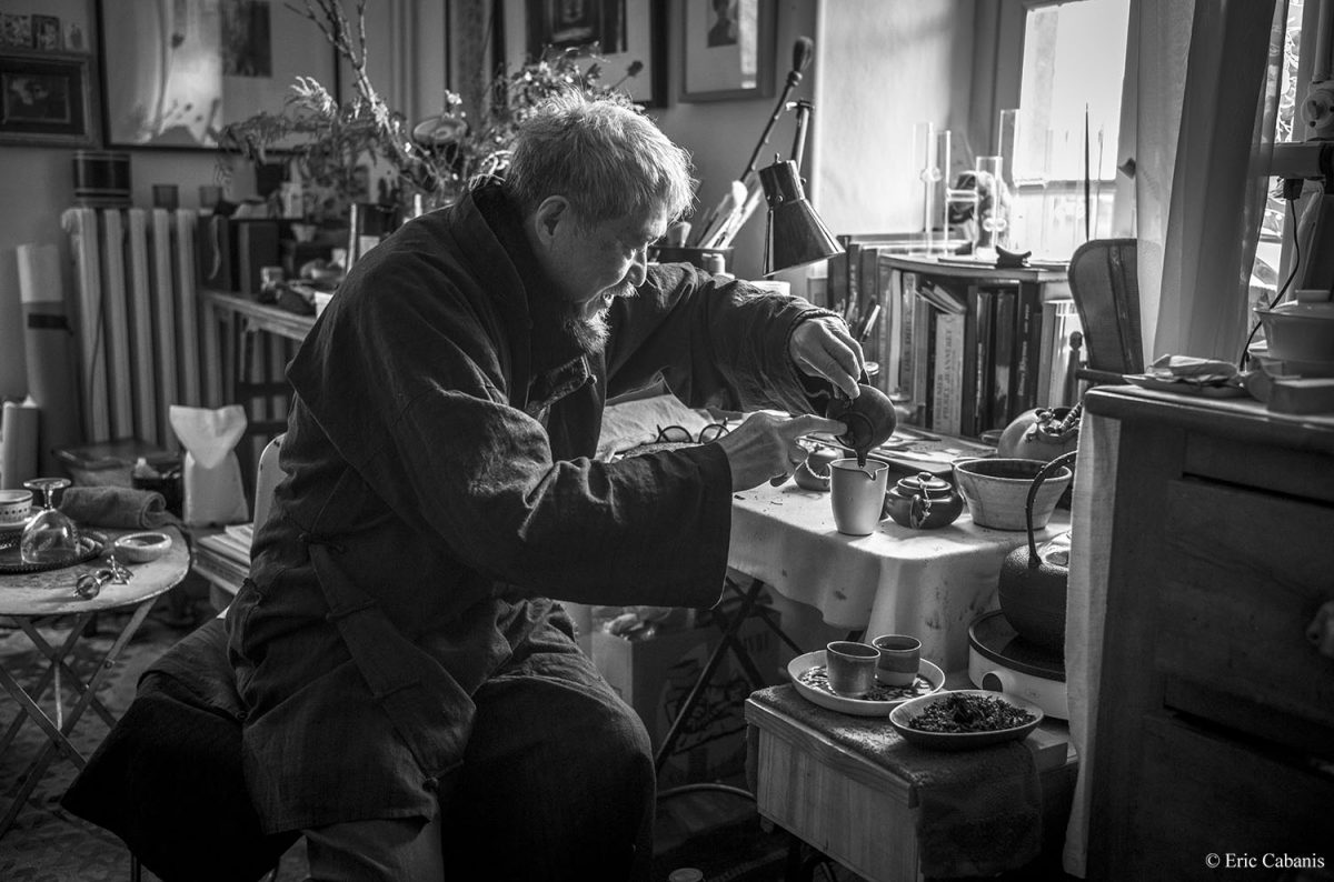 Kharma Tchan preparing a tea, October 14, 2020 Eric Cabanis Photojournalist